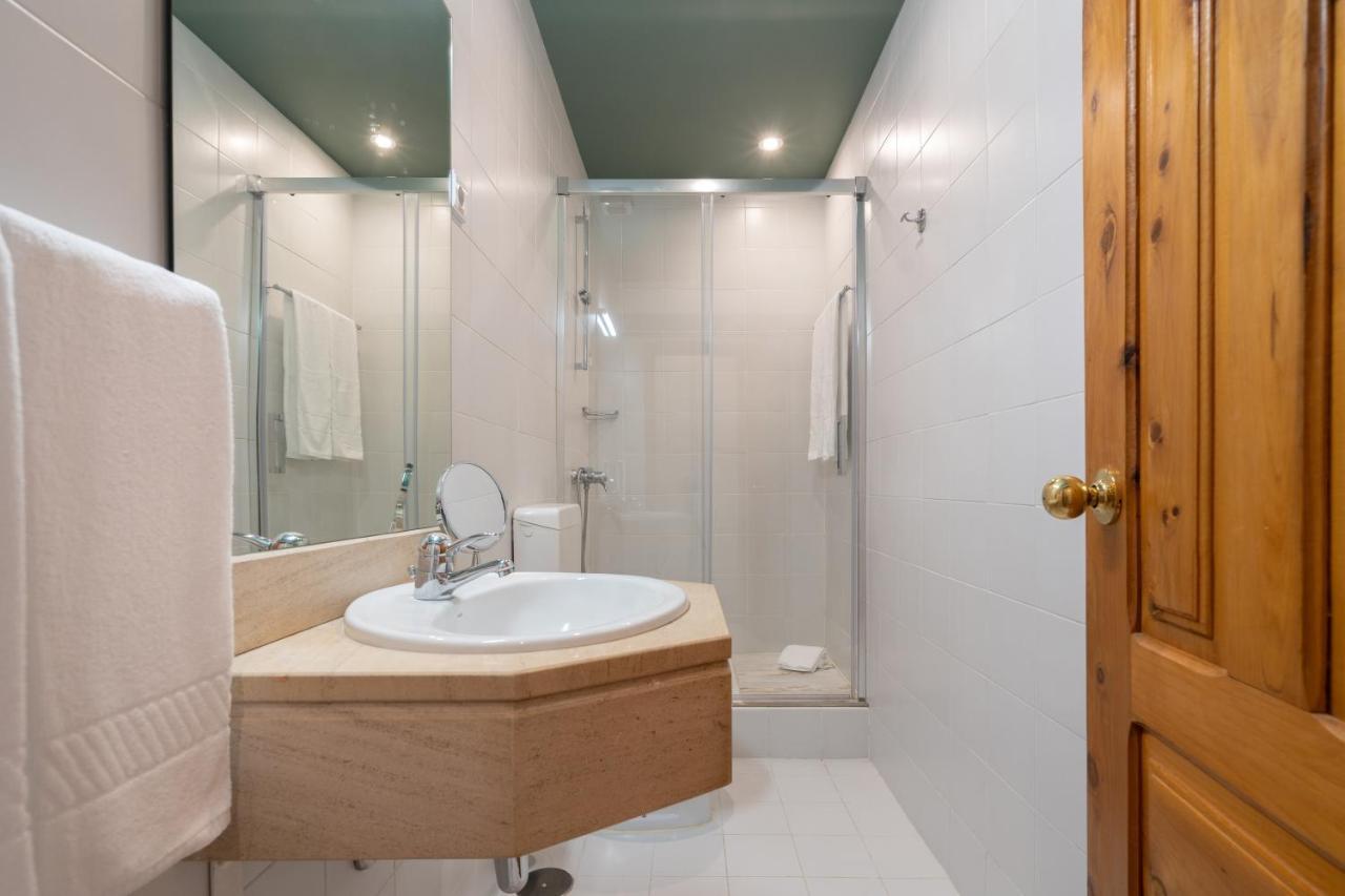 Hotel Carvalho Araujo Geres Bagian luar foto