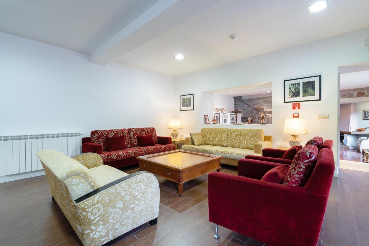 Hotel Carvalho Araujo Geres Bagian luar foto
